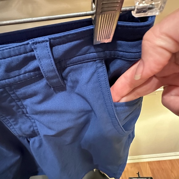 Lululemon Men's Blue Shorts - Picture 3 of 7